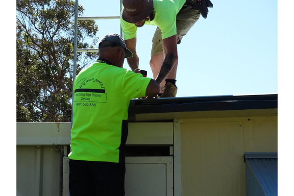 Bays Cutting Edge Property Services logo