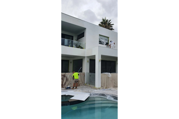 Complete Painting & Decorating Pty Ltd logo