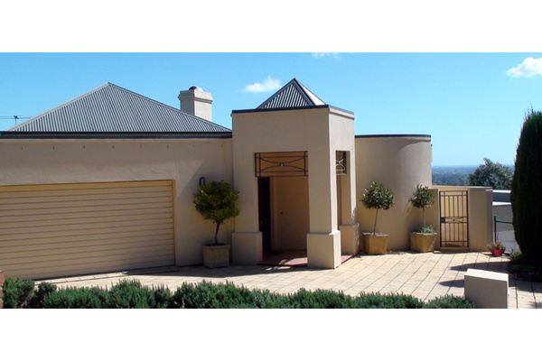 Dial A Carpenter logo