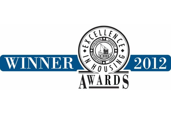 Lynch Building Group logo