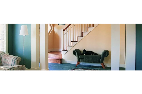 Mick Ryan Painting logo