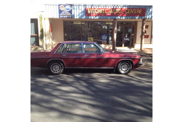 Mitchell Auto Centre logo