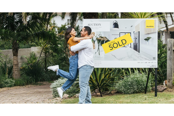 Ray White Commercial (NT) logo