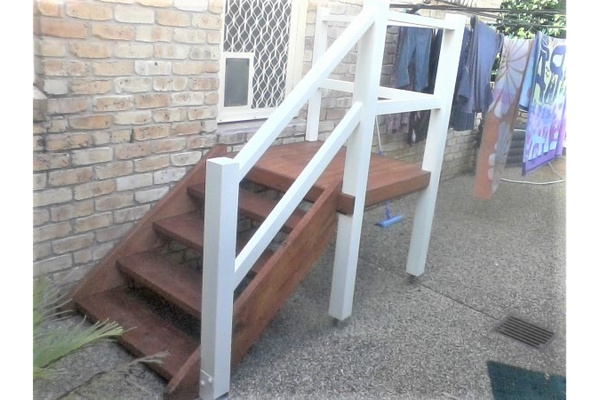 Richard The Handyman logo