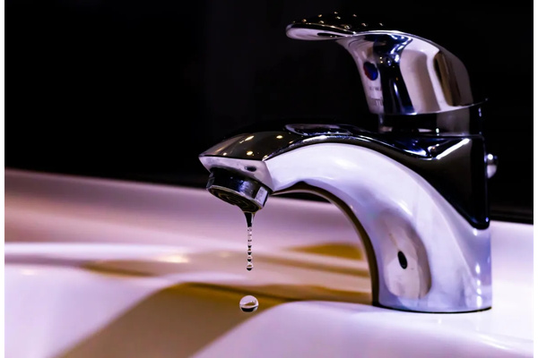 The Mount Plumbing Service Pty Ltd logo